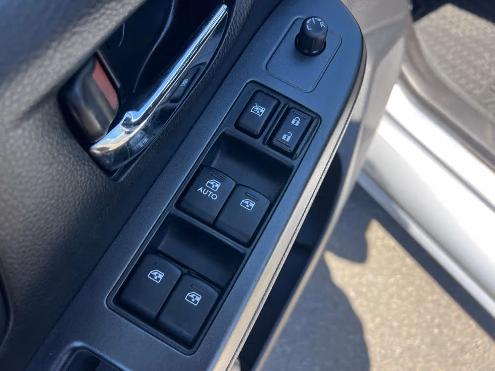 2015 Subaru WRX Image 21