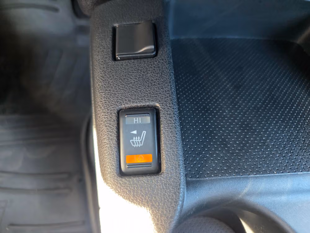 2017 Nissan LEAF S Image 15