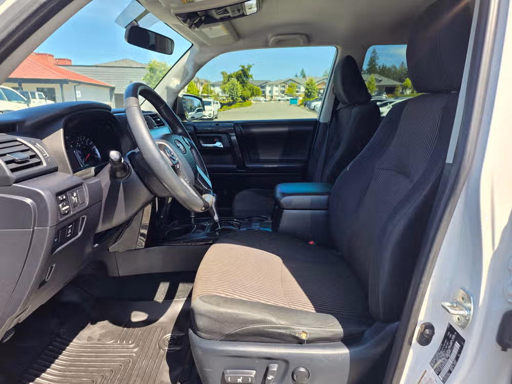 2018 Toyota 4Runner TRD Off-Road Image 22