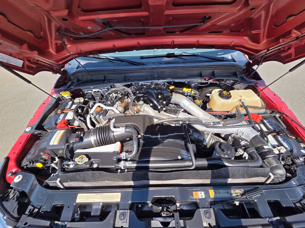 2015 Ford F-250 Super Duty Lariat Crew Cab Image 12