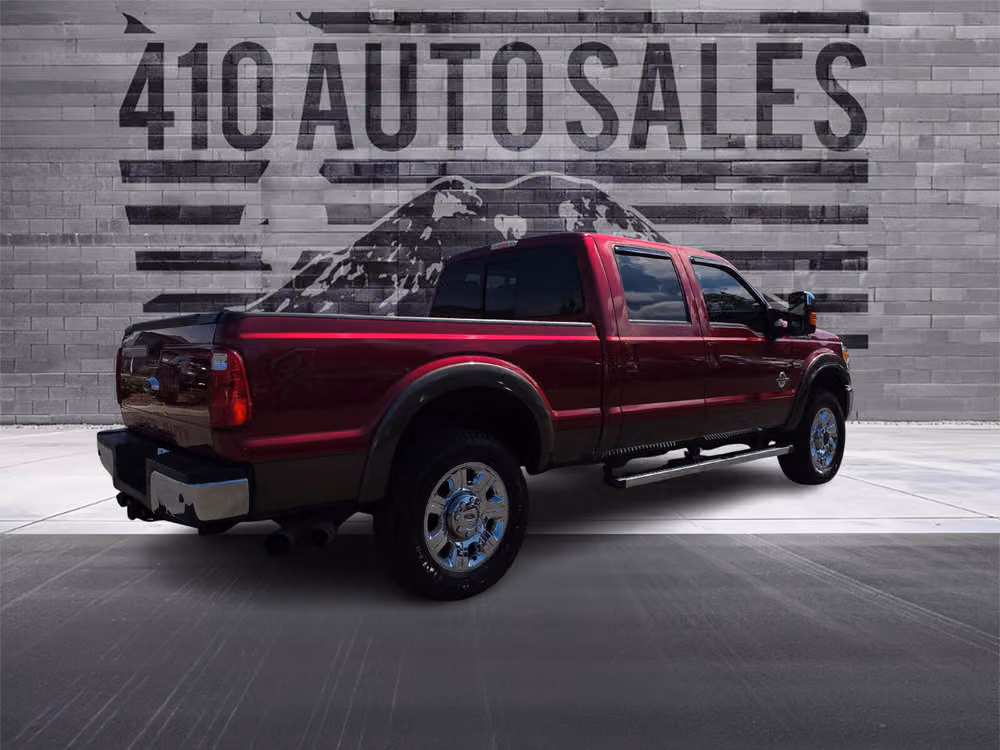 2015 Ford F-250 Super Duty Lariat Crew Cab Image 4