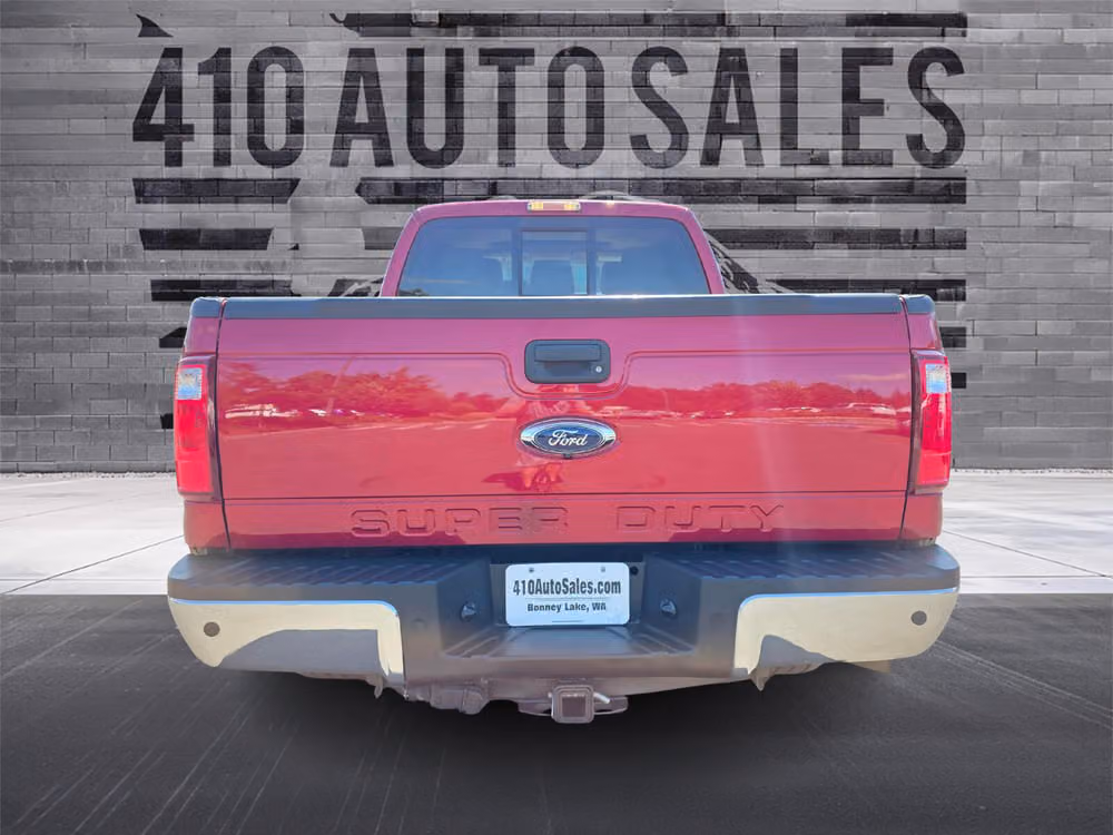 2015 Ford F-250 Super Duty Lariat Crew Cab Image 5