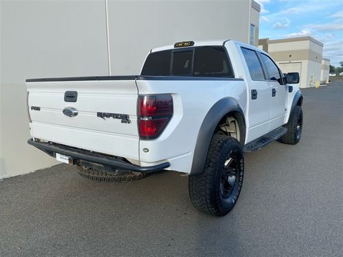 2013 Ford F-150 SVT Raptor SuperCrew Lower Image 1
