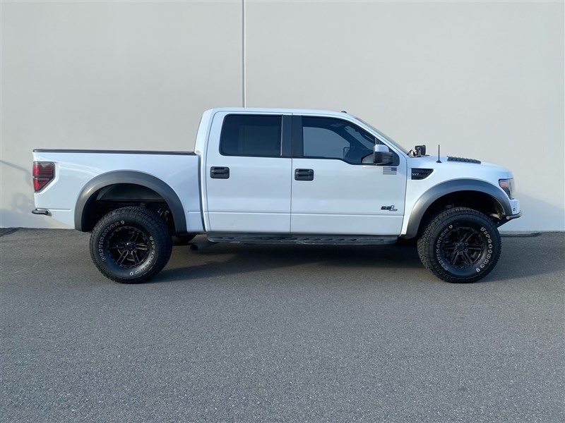 2013 Ford F-150 SVT Raptor SuperCrew Upper Image 2