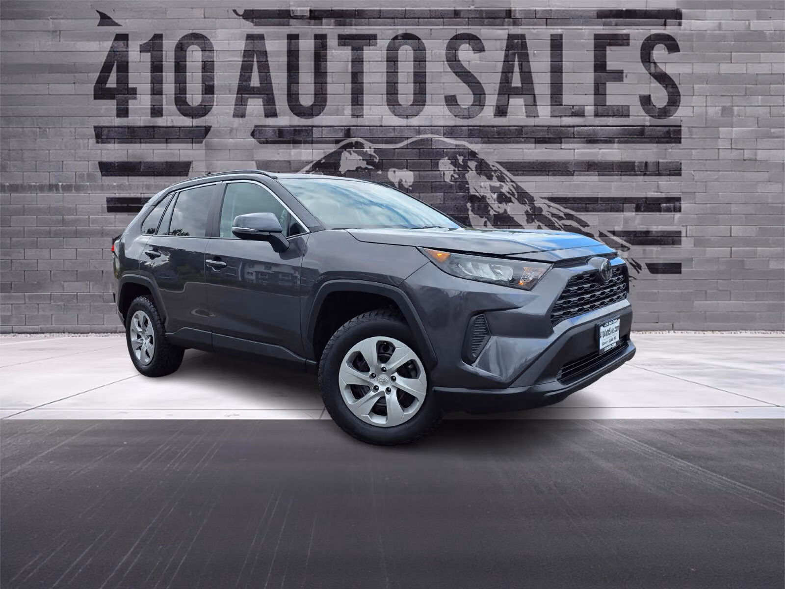 2021 Toyota RAV4 LE Upper Image 1