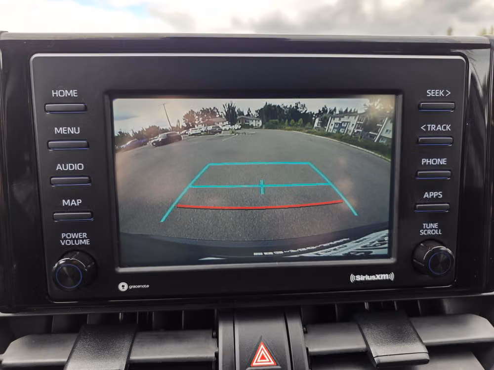 2021 Toyota RAV4 LE Image 16