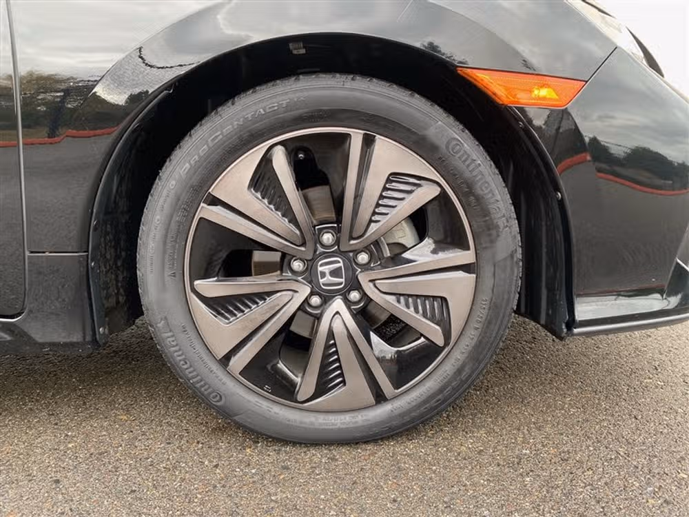 2017 Honda Civic EX Image 9