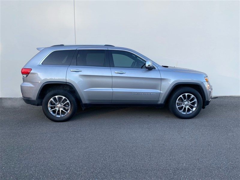 2015 Jeep Grand Cherokee Limited Upper Image 2