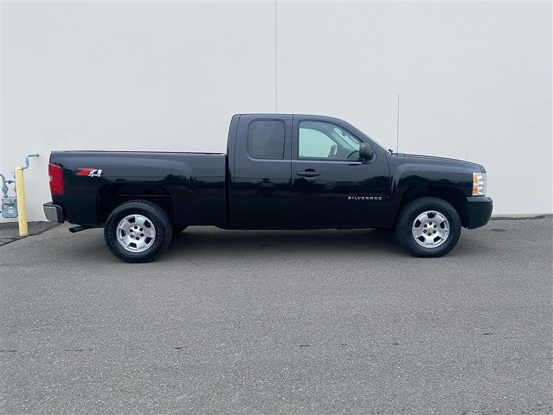 2010 Chevrolet Silverado 1500 K1500 LT Extended Cab Upper Image 2