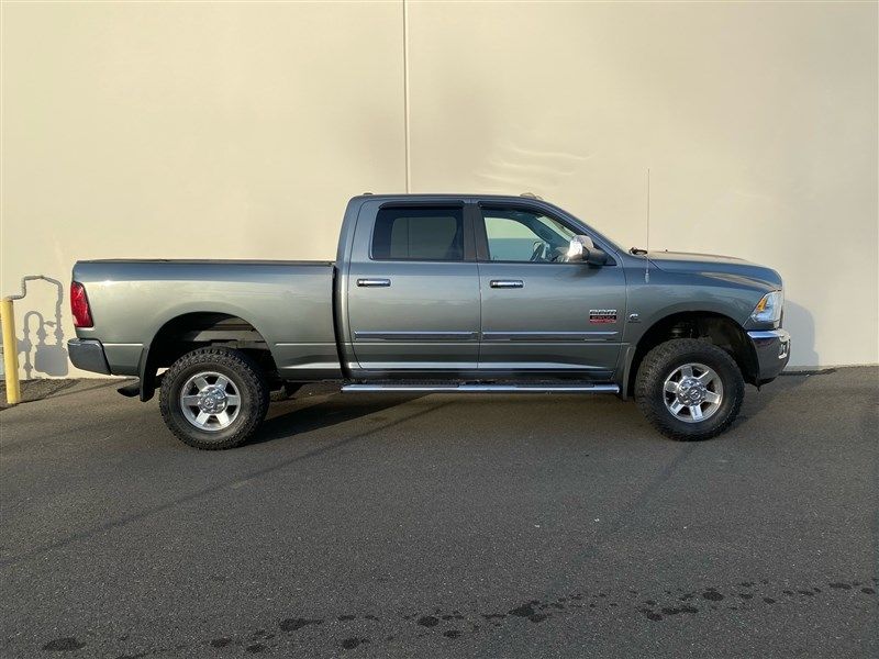 2012 Ram 2500 SLT Crew Cab Upper Image 2