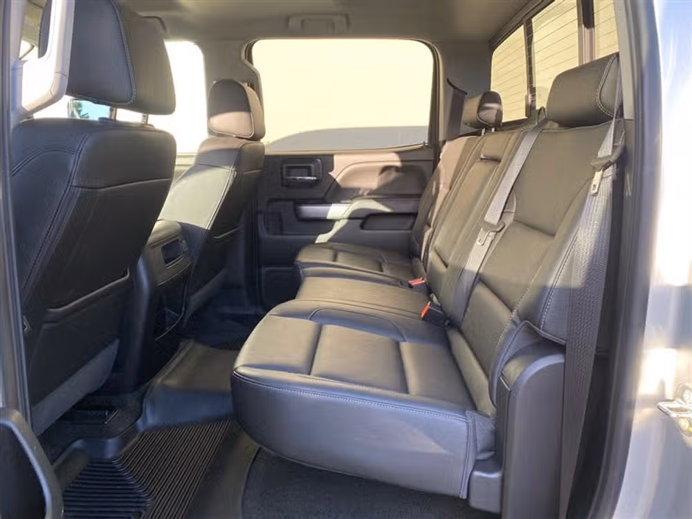 2018 Chevrolet Silverado 2500HD 2500 HEAVY DUTY LTZ 4X4 *LONG BED* Crew Cab Image 26