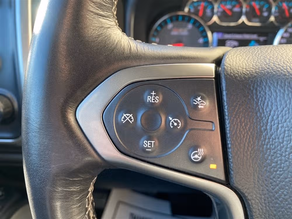 2018 Chevrolet Silverado 2500HD 2500 HEAVY DUTY LTZ 4X4 *LONG BED* Crew Cab Image 19