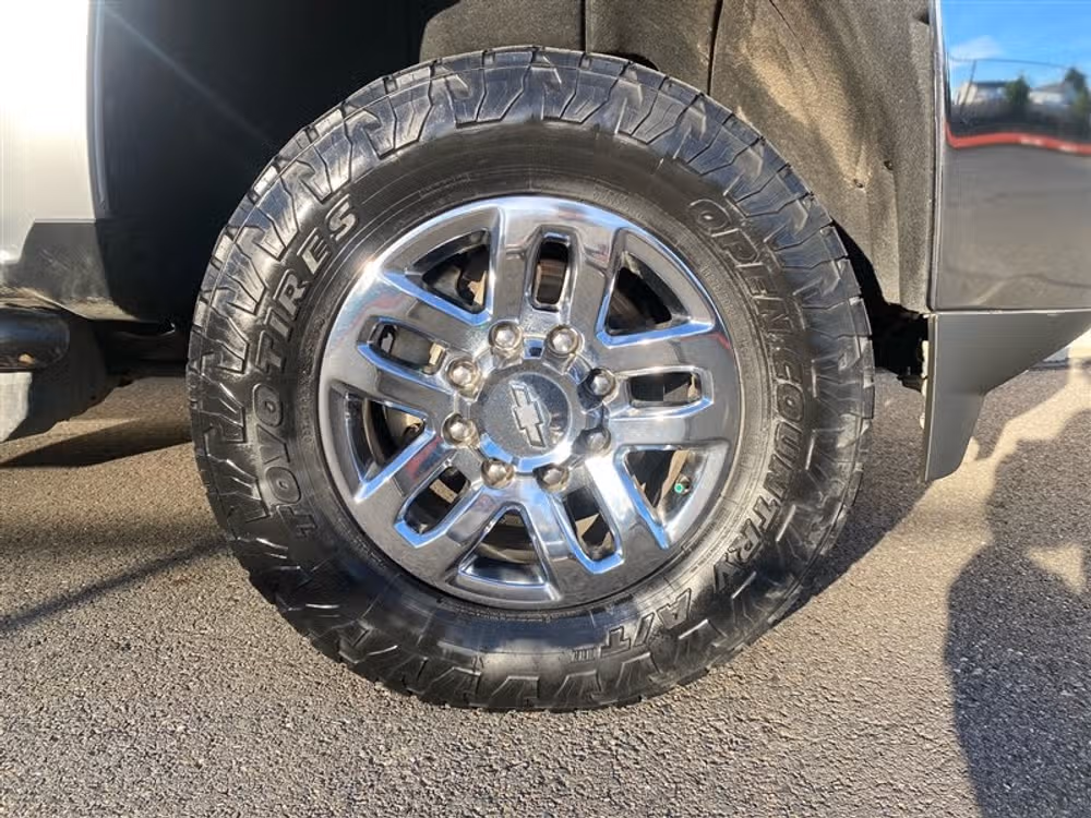 2018 Chevrolet Silverado 2500HD 2500 HEAVY DUTY LTZ 4X4 *LONG BED* Crew Cab Image 11