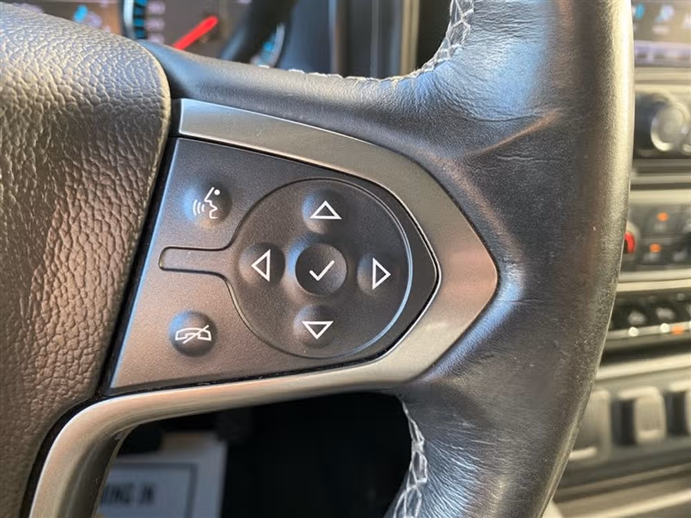 2018 Chevrolet Silverado 2500HD 2500 HEAVY DUTY LTZ 4X4 *LONG BED* Crew Cab Image 20