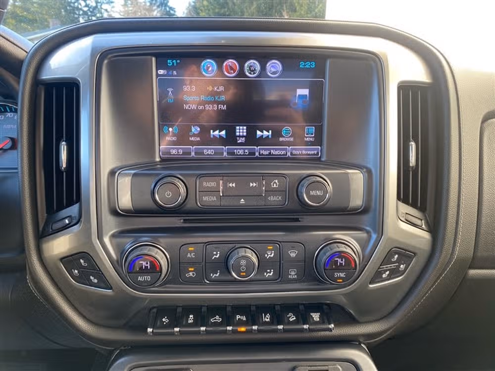 2018 Chevrolet Silverado 2500HD 2500 HEAVY DUTY LTZ 4X4 *LONG BED* Crew Cab Image 15