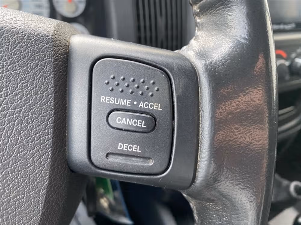 2005 Dodge Ram 3500 SLT 4X4 Quad Cab Image 18