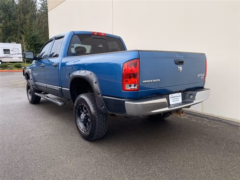2005 Dodge Ram 3500 SLT 4X4 Quad Cab Image 8