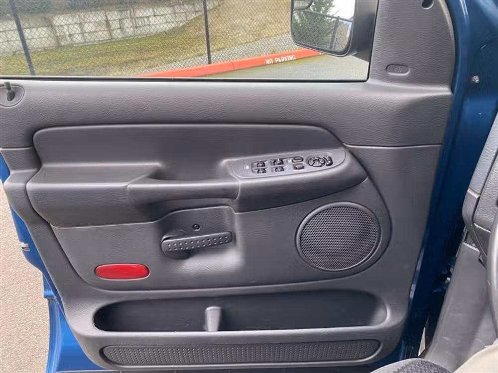 2005 Dodge Ram 3500 SLT 4X4 Quad Cab Image 20