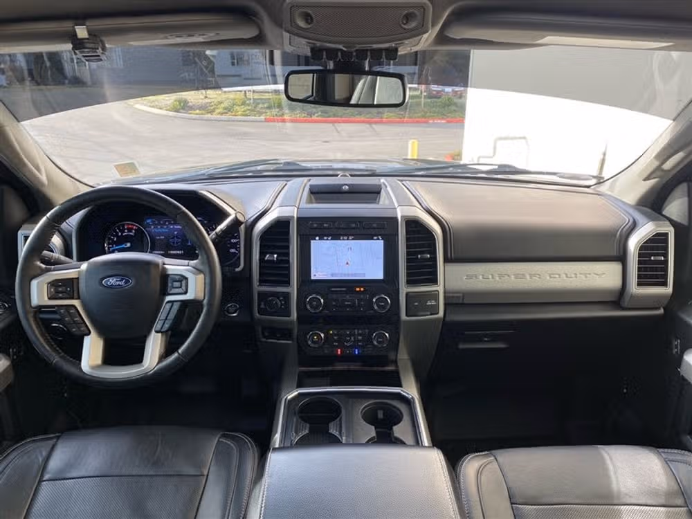 2019 Ford F-350 Super Duty SUPER DUTY LARIAT 4X4 *LIFTED* Crew Cab Image 15