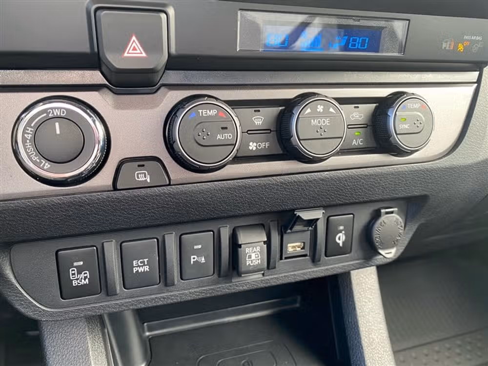 2023 Toyota Tacoma TRD-OFFROAD *LONG BED* Double Cab Image 16