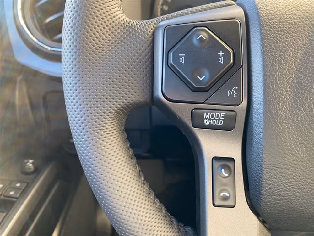 2023 Toyota Tacoma TRD-OFFROAD *LONG BED* Double Cab Image 18