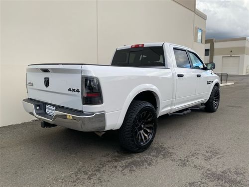 2015 Ram 1500 SLT Crew Cab Lower Image 1