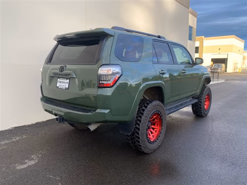 2021 Toyota 4Runner Trail Edition Image 3