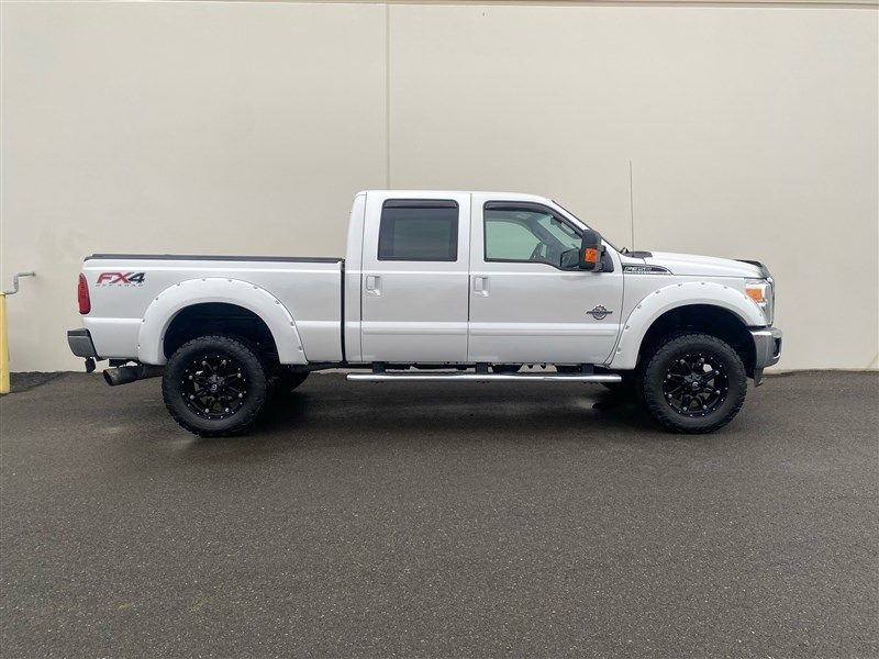 2012 Ford F-350 Lariat photo 2