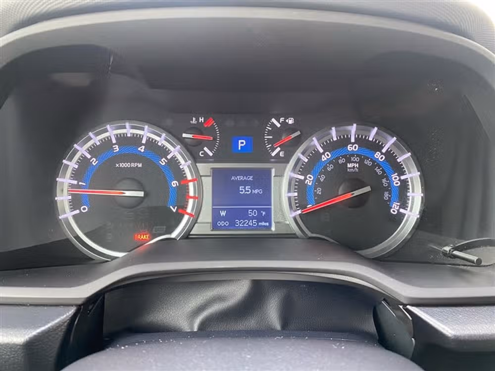 2018 Toyota 4Runner SR5 Premium Image 12