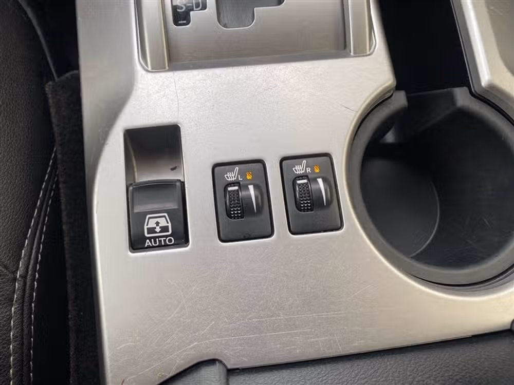 2018 Toyota 4Runner SR5 Premium Image 16