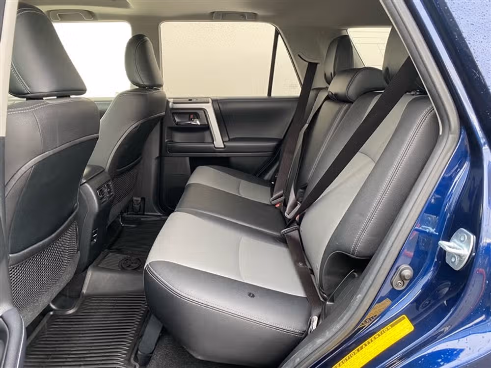 2018 Toyota 4Runner SR5 Premium Image 24