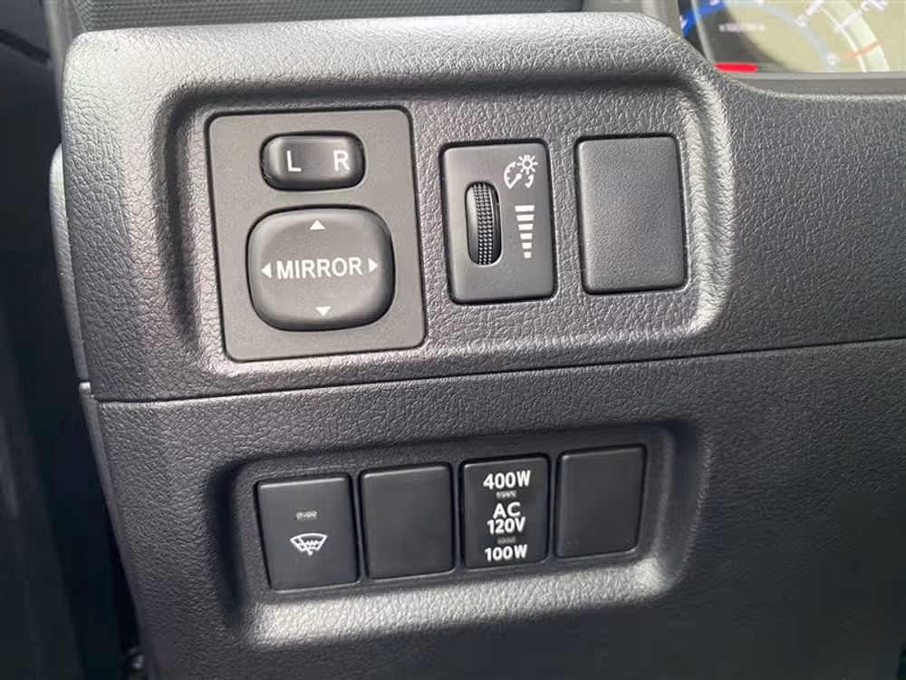 2018 Toyota 4Runner SR5 Premium Image 20