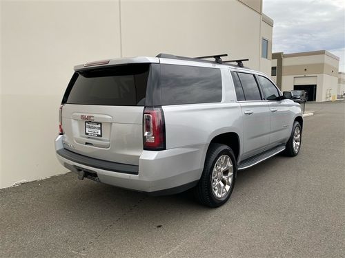 2015 GMC Yukon XL SLT Lower Image 1