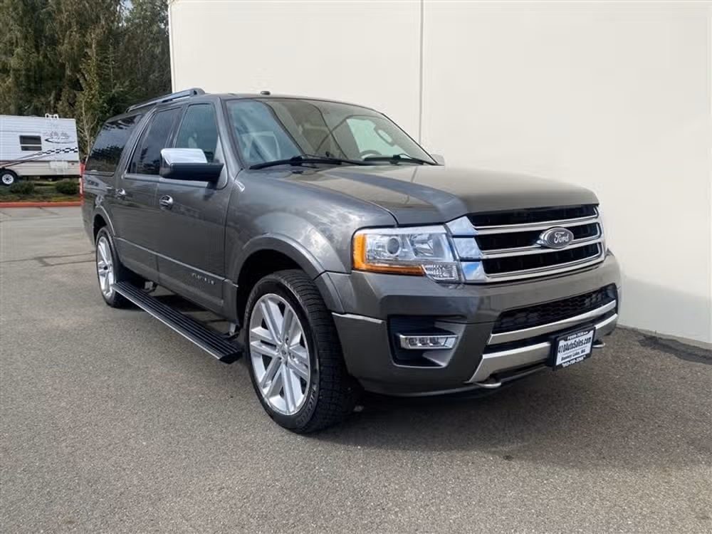 2017 Ford Expedition EL Platinum Image 1