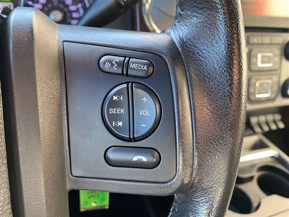 2013 Ford F-350 Super Duty LARIAT 4X4 *LONG BED* Crew Cab Image 20