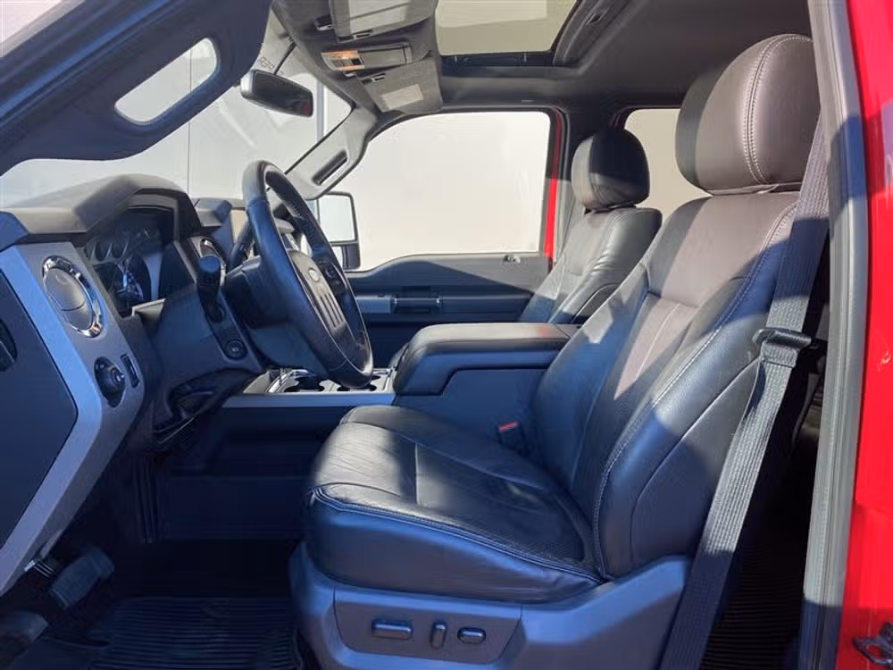 2013 Ford F-350 Super Duty LARIAT 4X4 *LONG BED* Crew Cab Image 24