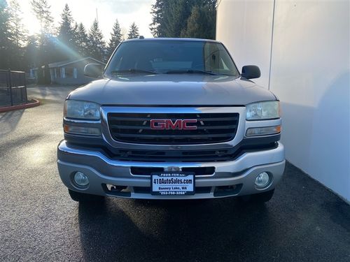 2005 GMC Sierra 2500HD 2500 HEAVY DUTY SLT 4X4 Extended Cab Lower Image 3