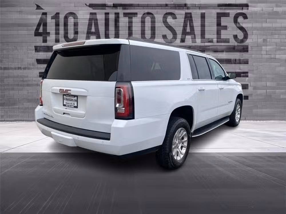2019 GMC Yukon XL SLT Image 3