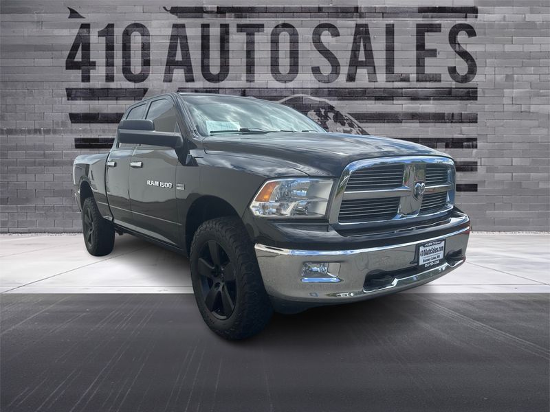 2012 Ram 1500 SLT Quad Cab 4x4 Upper Image 1