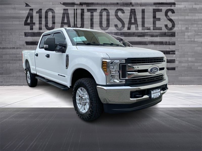 2019 Ford F-250 Super Duty SUPERDUTY XLT 4X4 Crew Cab Upper Image 1