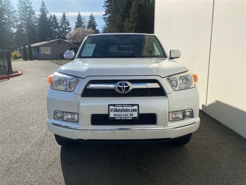 2010 Toyota 4Runner Limited Lower Image 3