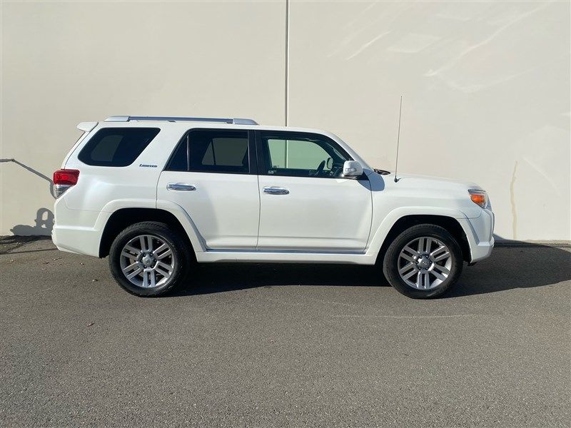 2010 Toyota 4Runner Limited Upper Image 2