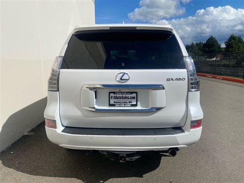 2016 Lexus GX 460 Base Lower Image 2