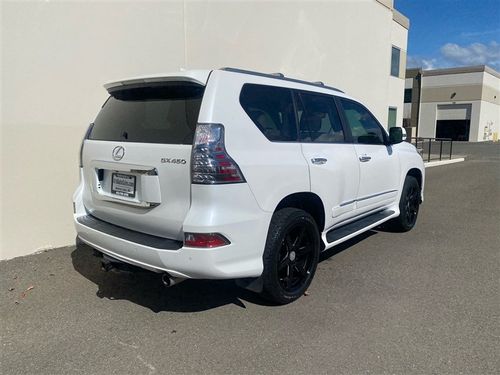 2016 Lexus GX 460 Base Lower Image 1