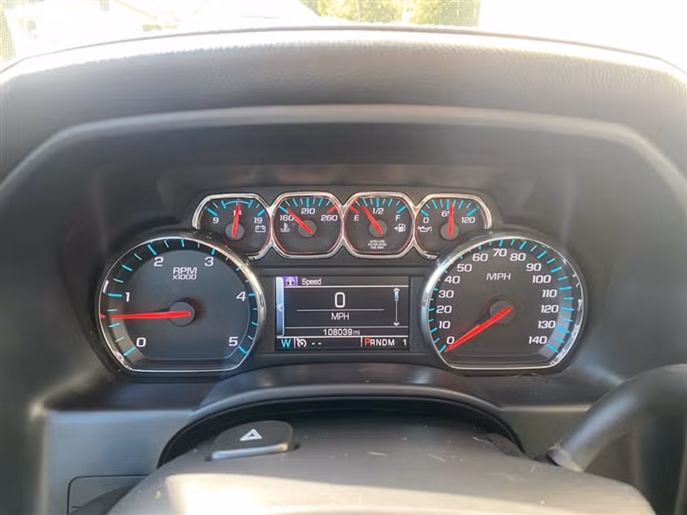 2015 Chevrolet Silverado 3500HD 3500 LTZ DRW ** LIFTED LONG BED ** Crew Cab Image 16