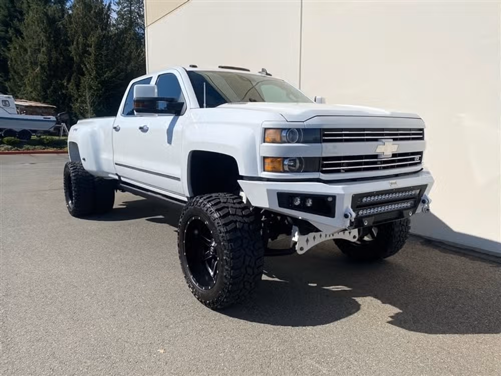 2015 Chevrolet Silverado 3500HD 3500 LTZ DRW ** LIFTED LONG BED ** Crew Cab Image 1