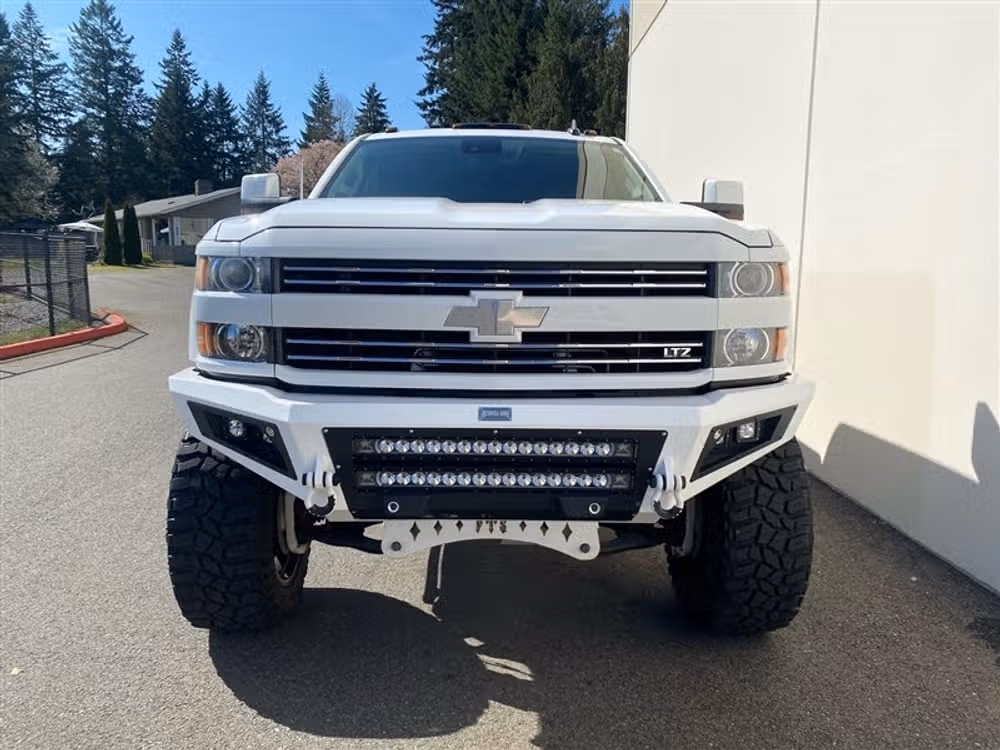 2015 Chevrolet Silverado 3500HD 3500 LTZ DRW ** LIFTED LONG BED ** Crew Cab Image 5