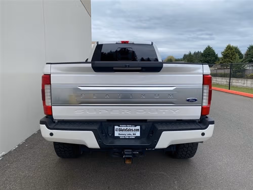 2019 Ford F-350 Super Duty SUPER DUTY PLATINUM *LONG BED* Crew Cab Image 4