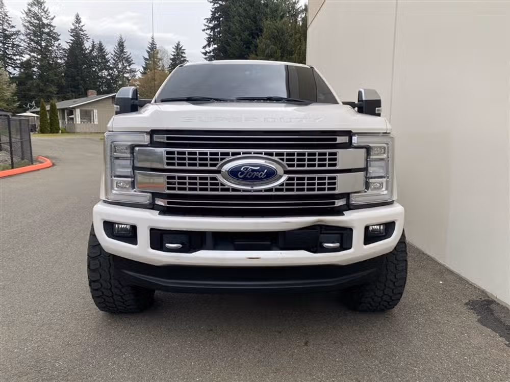 2019 Ford F-350 Super Duty SUPER DUTY PLATINUM *LONG BED* Crew Cab Image 5