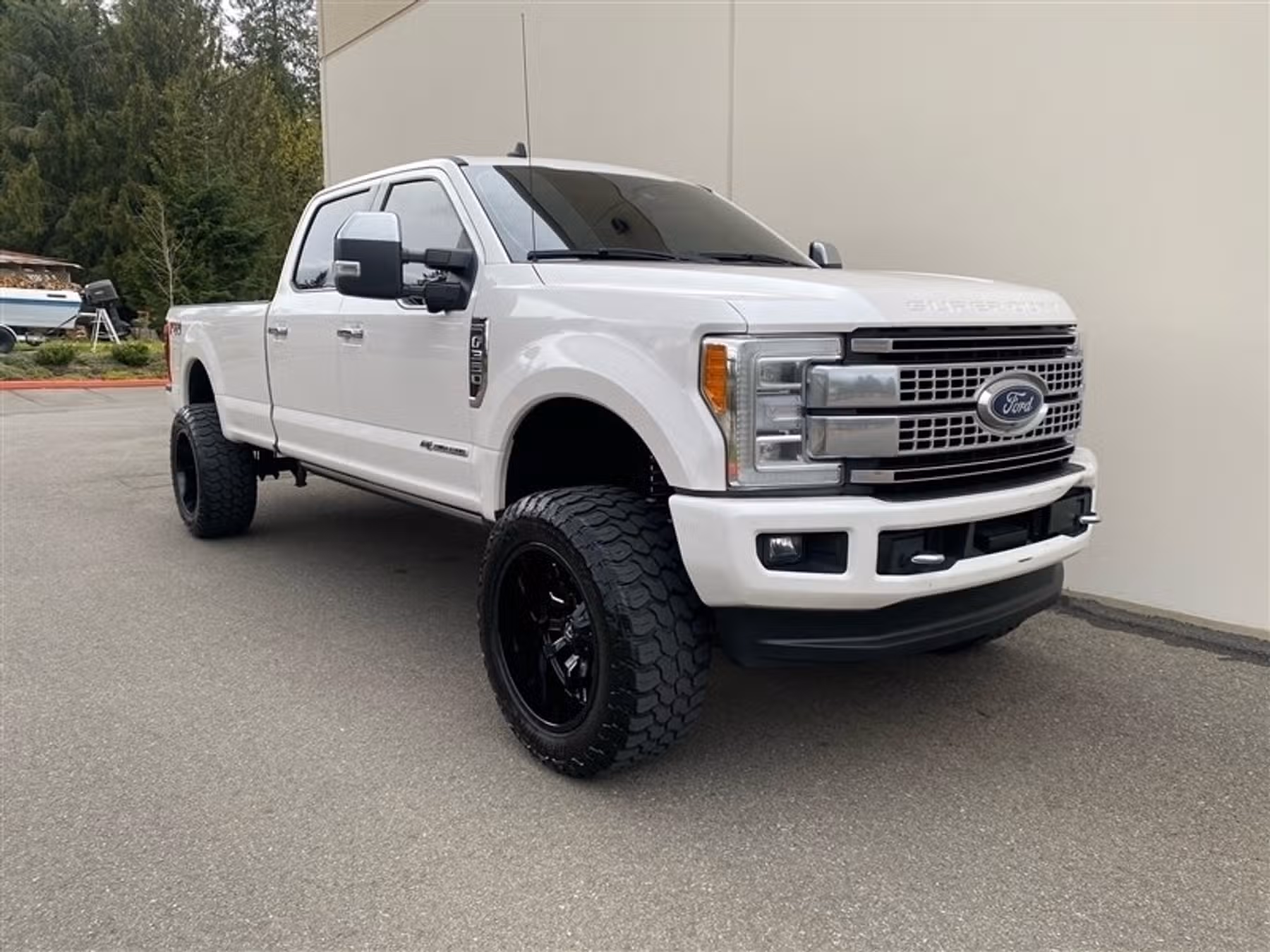 2019 Ford F-350 Super Duty SUPER DUTY PLATINUM *LONG BED* Crew Cab Image 1